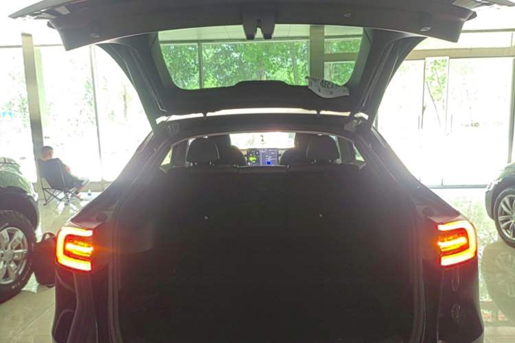 Used Tesla Model Y 2022 Revised Version Rear-Wheel Drive Trunk