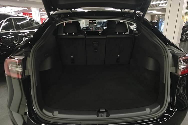 Used Tesla Model Y 2022 Revised Version Rear-Wheel Drive Trunk