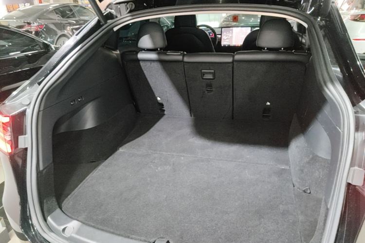 Used Tesla Model Y 2022 Rear-Wheel-Drive Version Trunk