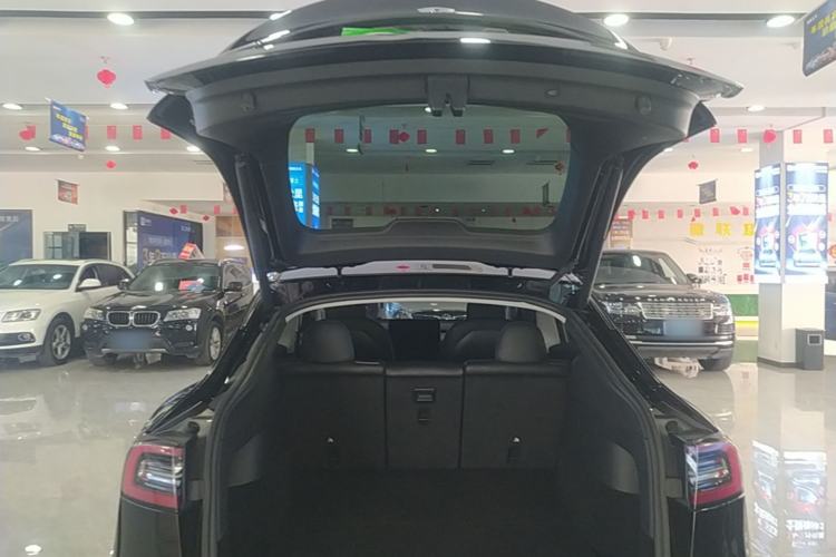 Used Tesla Model Y 2022 Rear-Wheel-Drive Version Trunk
