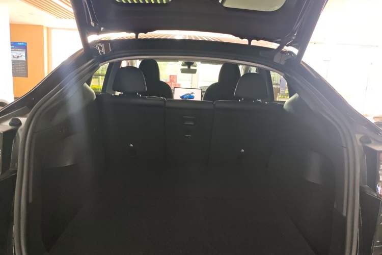 Used Tesla Model Y 2022 Revised Version Rear-Wheel Drive Trunk