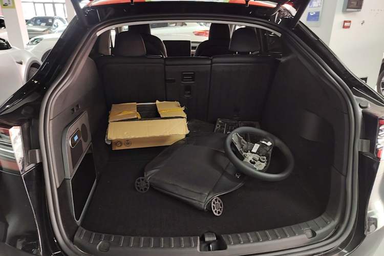 Used Tesla Model Y 2022 Revised Version Rear-Wheel Drive Trunk