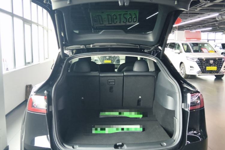 Used Tesla Model Y 2022 Performance High-Performance All-Wheel-Drive Version Trunk