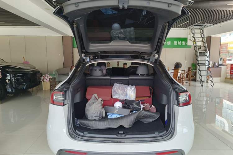Used Tesla Model Y 2022 Revised Version Rear-Wheel Drive Trunk