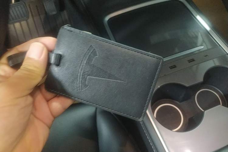 Used Tesla Model Y 2022 Rear-Wheel-Drive Version Vehicle Key