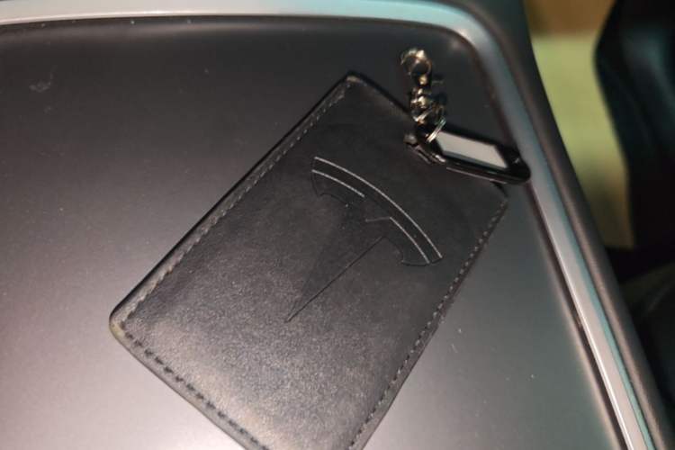 Used Tesla Model Y 2022 Rear-Wheel-Drive Version Vehicle Key