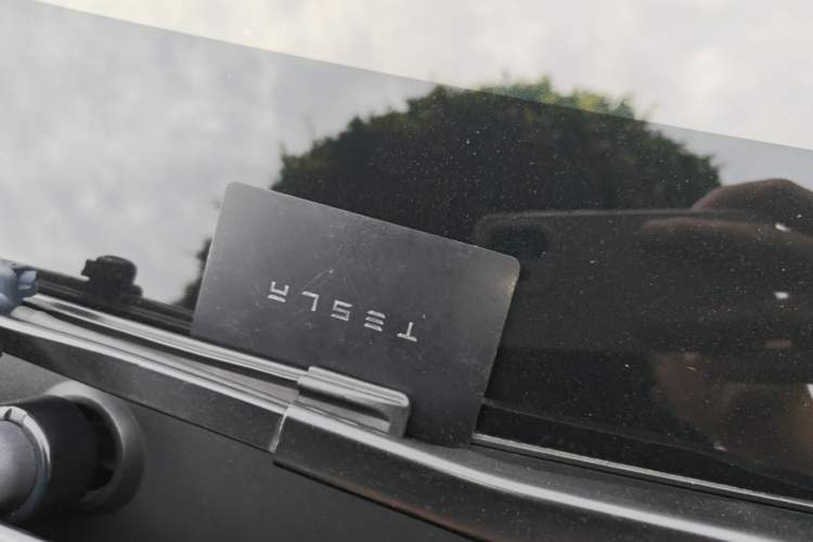 Used Tesla Model Y 2022 Revised Version Rear-Wheel Drive Vehicle Key