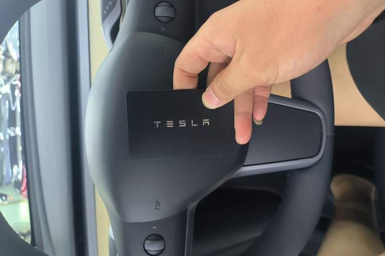 Used Tesla Model Y 2022 Revised Version Rear-Wheel Drive Vehicle Key
