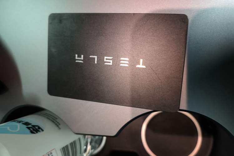 Used Tesla Model Y 2022 Performance High-Performance All-Wheel-Drive Version Vehicle Key
