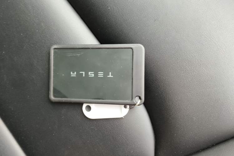 Used Tesla Model Y 2022 Revised Version Rear-Wheel Drive Vehicle Key