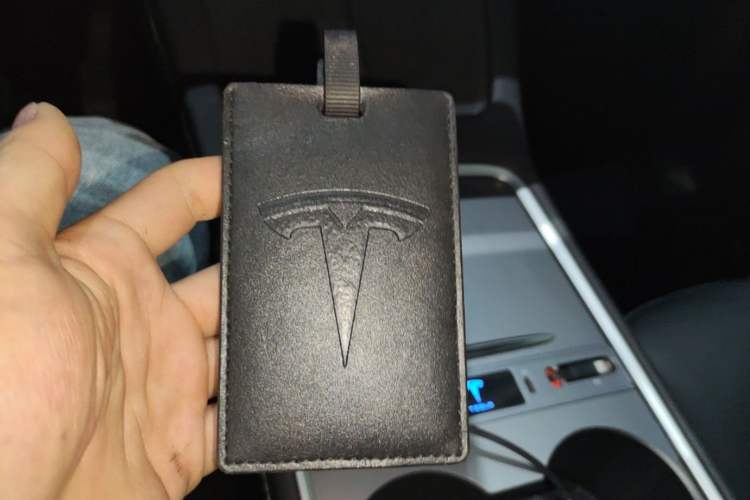 Used Tesla Model Y 2022 Revised Version Rear-Wheel Drive Vehicle Key