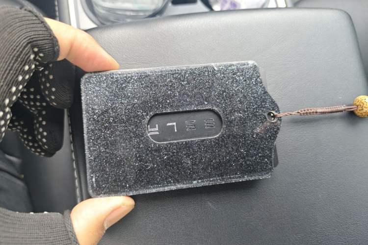 Used Tesla Model Y 2022 Revised Version Rear-Wheel Drive Vehicle Key