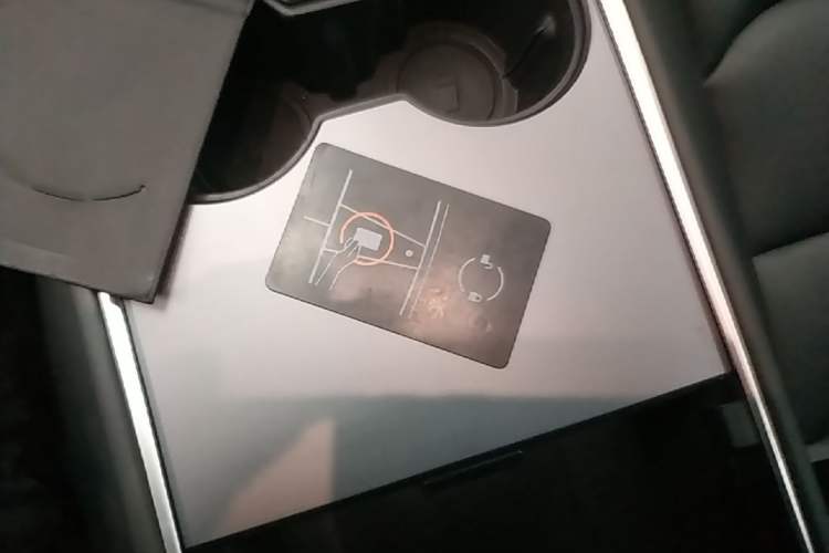 Used Tesla Model Y 2022 Rear-Wheel-Drive Version Vehicle Key