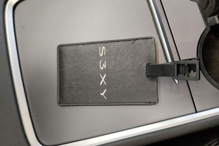 Used Tesla Model Y 2022 Revised Version Rear-Wheel Drive Vehicle Key