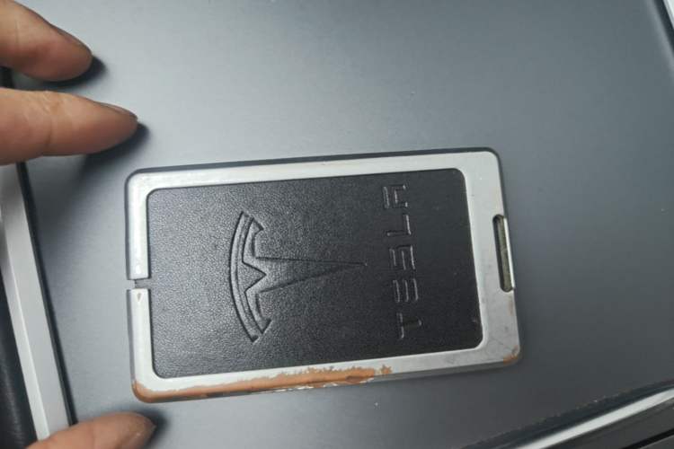 Used Tesla Model Y 2022 Revised Version Rear-Wheel Drive Vehicle Key