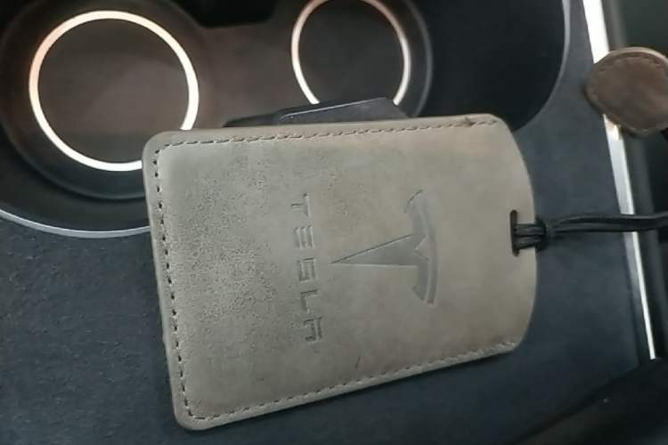 Used Tesla Model Y 2022 Rear-Wheel-Drive Version Vehicle Key