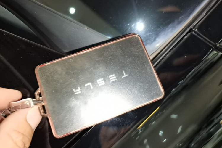 Used Tesla Model Y 2022 Revised Version Rear-Wheel Drive Vehicle Key
