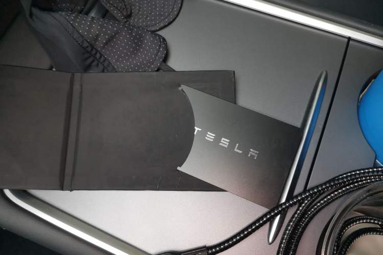 Used Tesla Model Y 2022 Revised Version Rear-Wheel Drive Vehicle Key