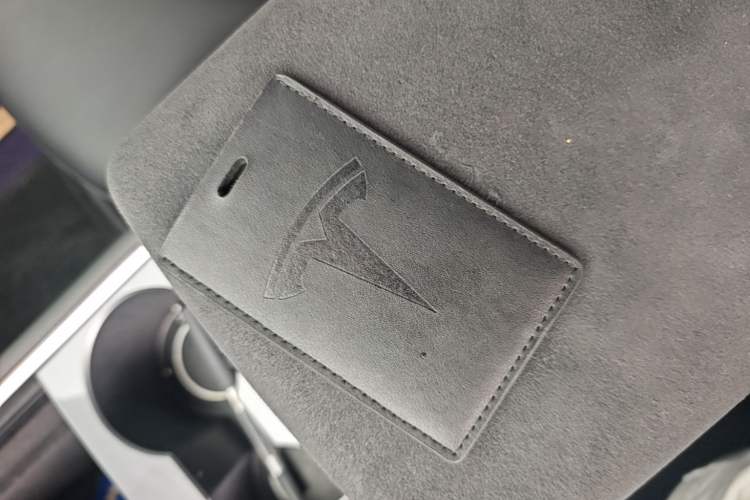 Used Tesla Model Y 2022 Revised Version Rear-Wheel Drive Vehicle Key