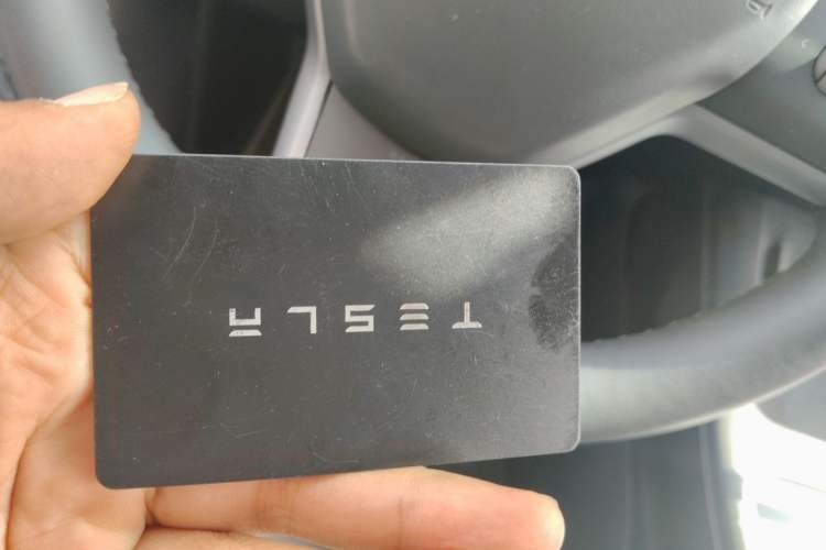 Used Tesla Model Y 2022 Revised Version Rear-Wheel Drive Vehicle Key