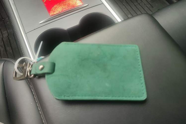 Used Tesla Model Y 2022 Revised Version Rear-Wheel Drive Vehicle Key