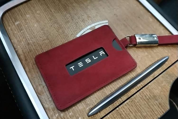 Used Tesla Model Y 2022 Revised Version Rear-Wheel Drive Vehicle Key