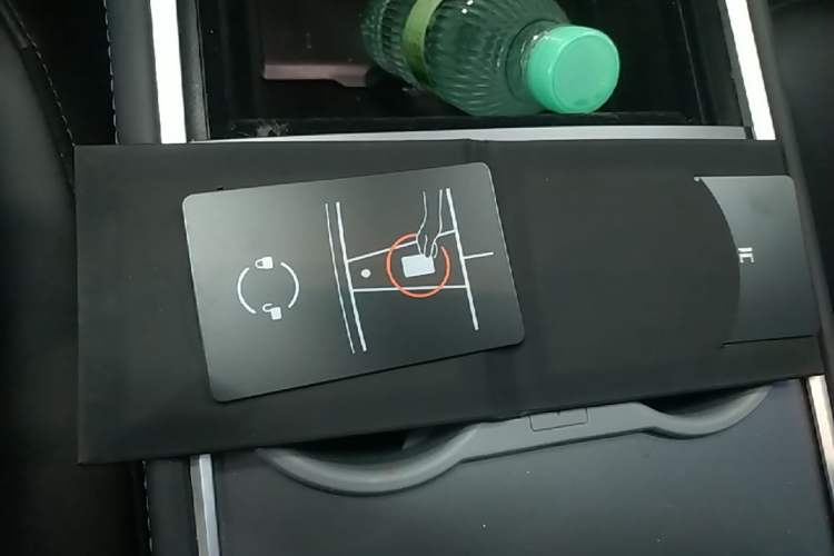 Used Tesla Model Y 2022 Revised Version Rear-Wheel Drive Vehicle Key