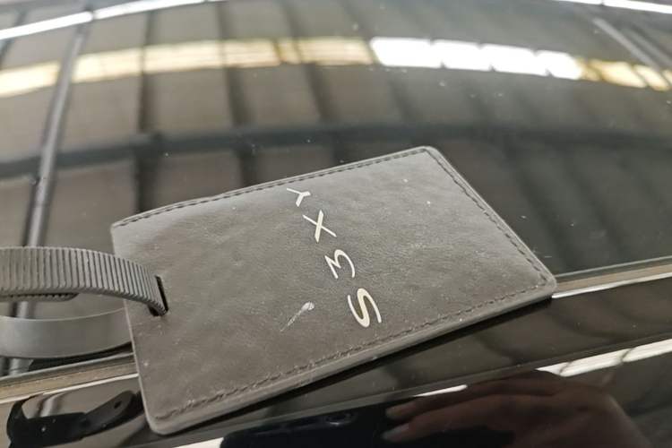 Used Tesla Model Y 2022 Rear-Wheel-Drive Version Vehicle Key