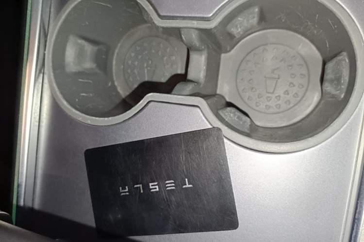 Used Tesla Model Y 2022 Rear-Wheel-Drive Version Vehicle Key