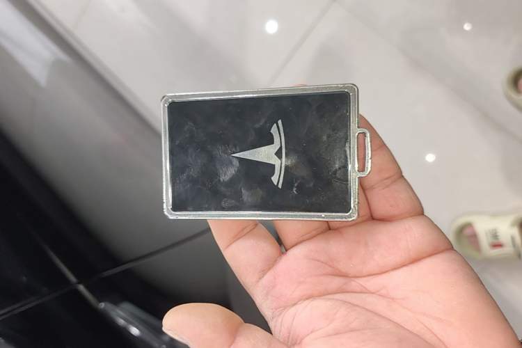 Used Tesla Model Y 2022 Revised Version Rear-Wheel Drive Vehicle Key