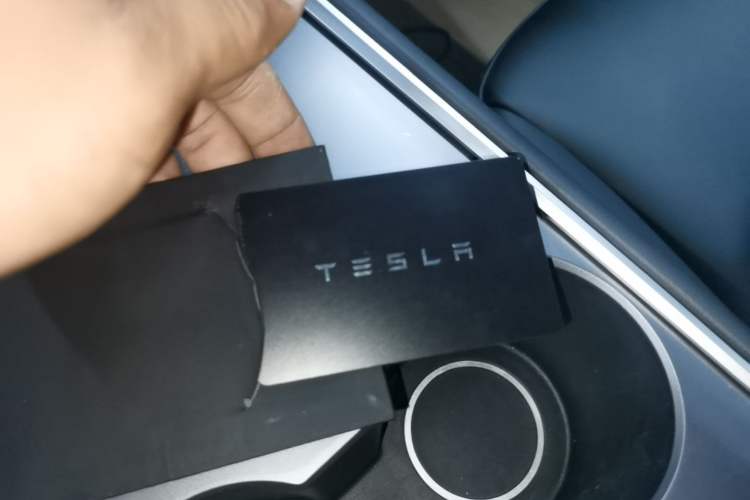 Used Tesla Model Y 2022 Revised Version Rear-Wheel Drive Vehicle Key
