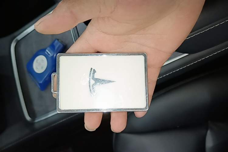 Used Tesla Model Y 2022 Revised Version Rear-Wheel Drive Vehicle Key