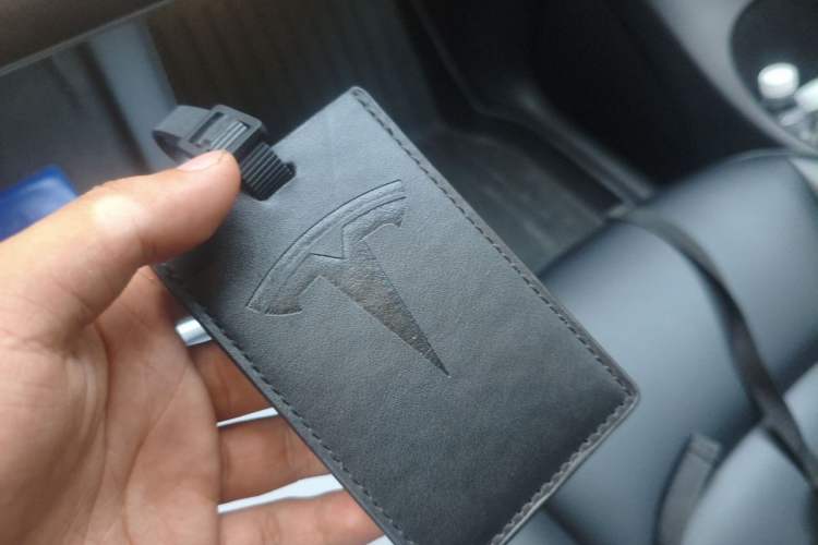 Used Tesla Model Y 2022 Revised Version Rear-Wheel Drive Vehicle Key