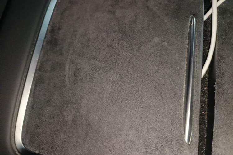 Used Tesla Model Y 2022 Revised Version Rear-Wheel Drive Vehicle Key