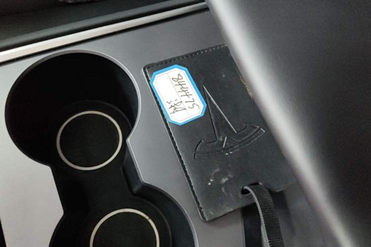 Used Tesla Model Y 2022 Revised Version Rear-Wheel Drive Vehicle Key