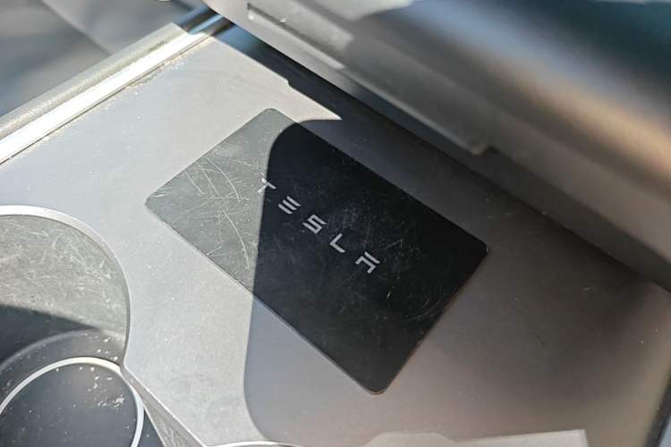 Used Tesla Model Y 2022 Revised Version Rear-Wheel Drive Vehicle Key