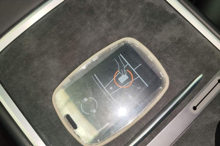Used Tesla Model Y 2022 Rear-Wheel-Drive Version Vehicle Key
