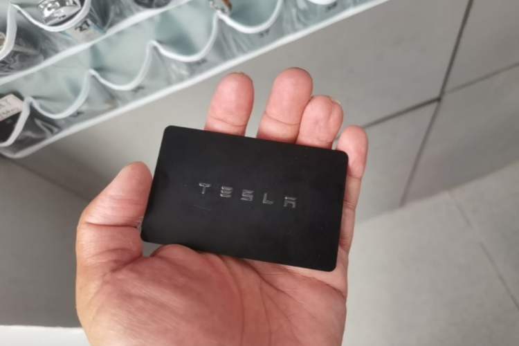 Used Tesla Model Y 2022 Revised Version Long-Range All-Wheel Drive Vehicle Key
