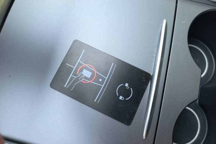 Used Tesla Model Y 2022 Revised Version Rear-Wheel Drive Vehicle Key