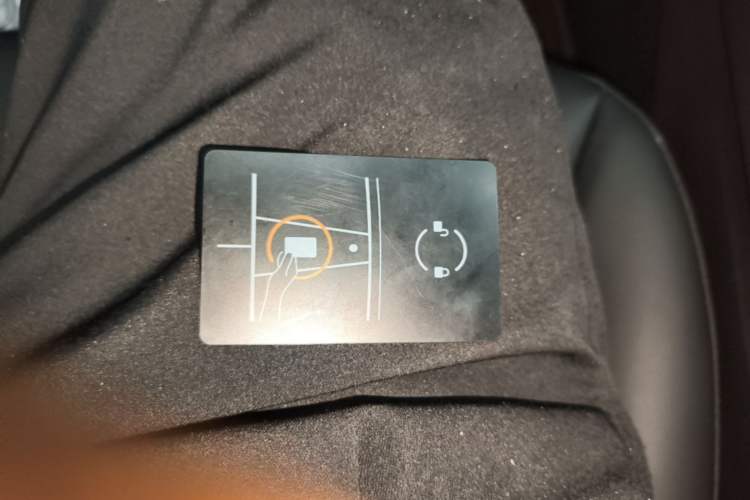 Used Tesla Model Y 2022 Rear-Wheel-Drive Version Vehicle Key