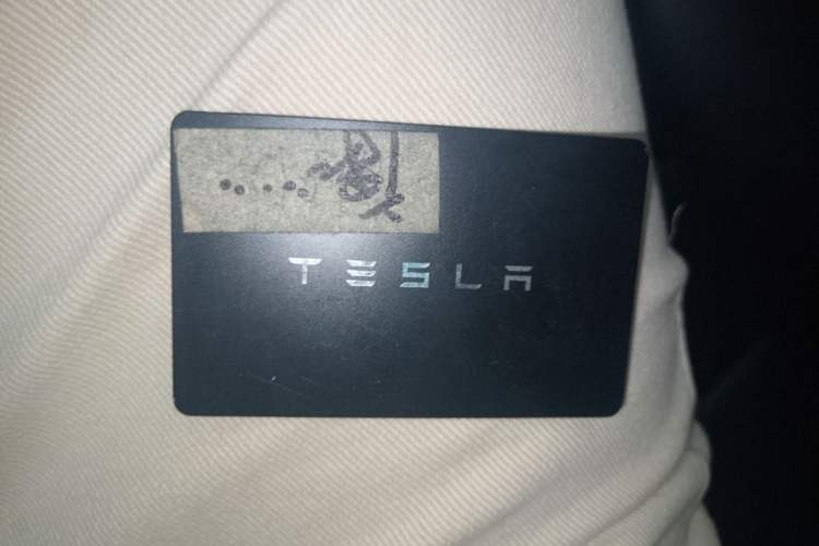 Used Tesla Model Y 2022 Revised Version Long-Range All-Wheel Drive Vehicle Key