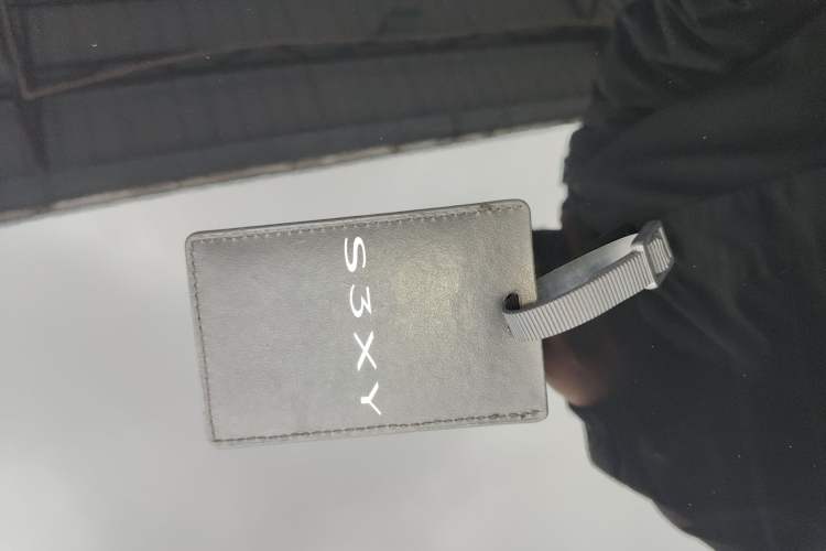 Used Tesla Model Y 2022 Revised Version Rear-Wheel Drive Vehicle Key