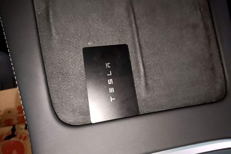 Used Tesla Model Y 2022 Revised Version Rear-Wheel Drive Vehicle Key