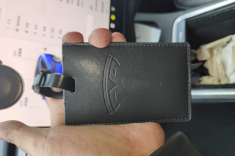 Used Tesla Model Y 2022 Revised Version Rear-Wheel Drive Vehicle Key