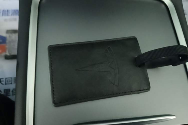 Used Tesla Model Y 2022 Revised Version Rear-Wheel Drive Vehicle Key