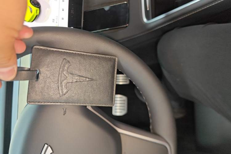 Used Tesla Model Y 2022 Performance High-Performance All-Wheel-Drive Version Vehicle Key