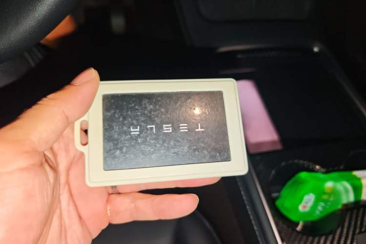 Used Tesla Model Y 2022 Revised Version Rear-Wheel Drive Vehicle Key