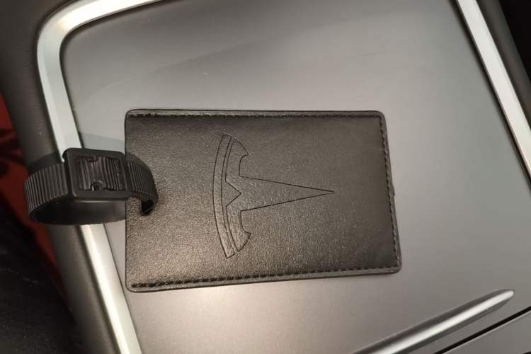 Used Tesla Model Y 2022 Revised Version Rear-Wheel Drive Vehicle Key
