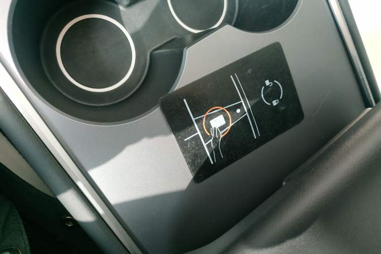 Used Tesla Model Y 2022 Performance High-Performance All-Wheel-Drive Version Vehicle Key