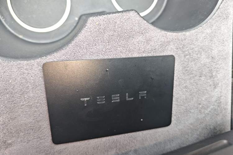 Used Tesla Model Y 2022 Revised Version Rear-Wheel Drive Vehicle Key
